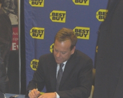 2008-november-25-best-buy-signing-event-photos-by-lisa